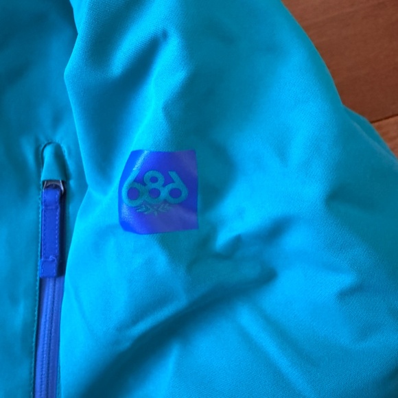 Boys 686 Hydra Insulated Jacket - Picture 3 of 4